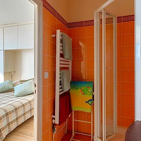 The Benervilloise With Its Feet In The Water Hotel 3*